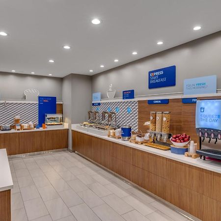 Holiday Inn Express & Suites - Hawaiian Gardens By Ihg 外观 照片