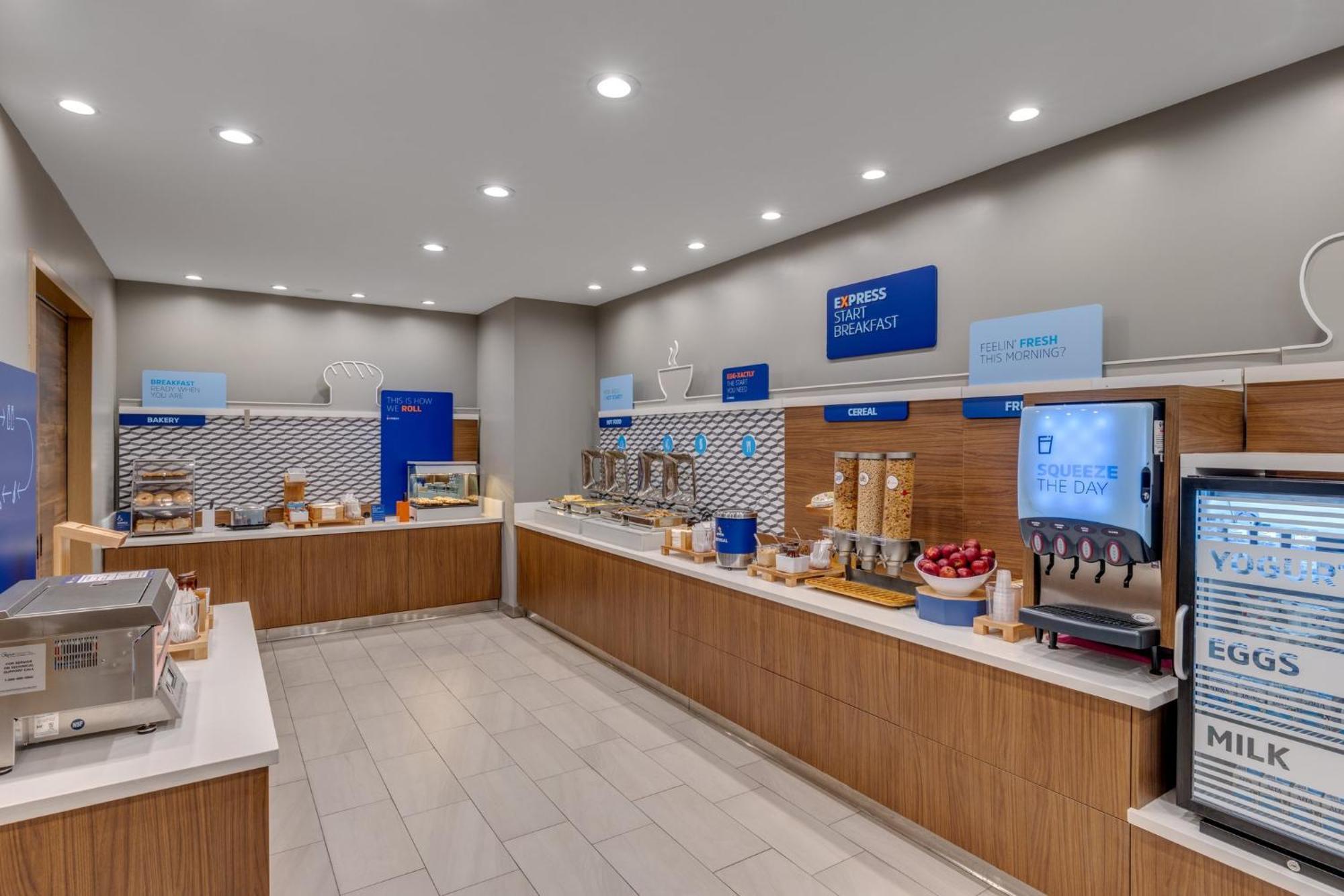 Holiday Inn Express & Suites - Hawaiian Gardens By Ihg 外观 照片