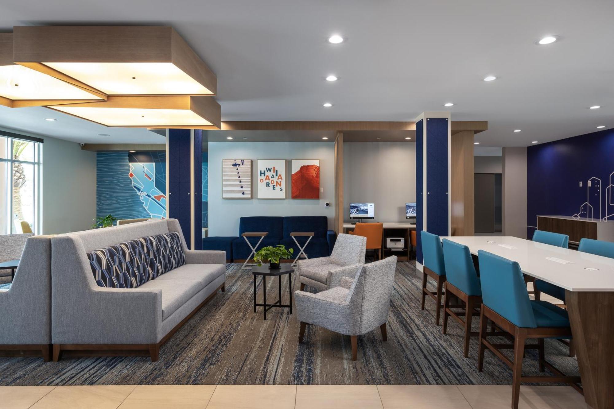 Holiday Inn Express & Suites - Hawaiian Gardens By Ihg 外观 照片
